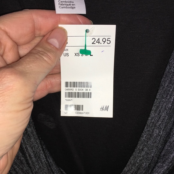 NWT H&M Top - Picture 3 of 4